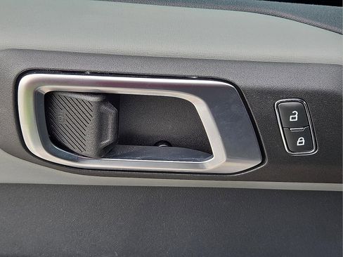 Certified 2023 Ford Bronco Badlands image 13