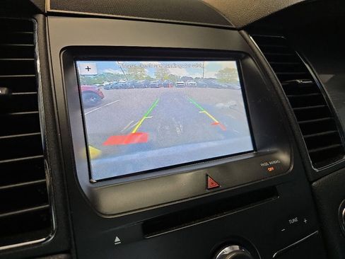 Used 2016 Ford Taurus SEL w/ Equipment Group 201A AWD/4WD image 11