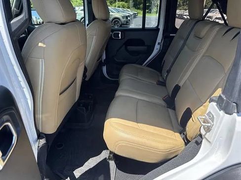 Used 2022 Jeep Wrangler Unlimited Sport AWD/4WD image 15
