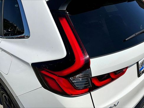 Used 2025 Honda CR-V Sport-L image 32