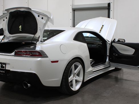 Used 2014 Chevrolet Camaro SS w/ RS Package RWD image 38