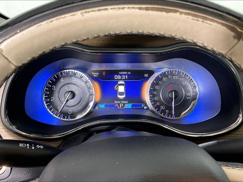 Used 2015 Chrysler 200 C w/ Navigation & Sound Group I FWD image 27