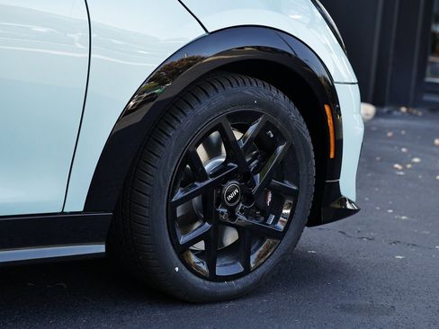 New 2026 MINI Cooper S image 5