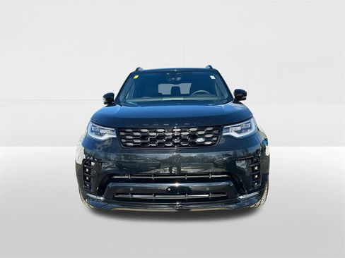 Certified 2025 Land Rover Discovery Dynamic SE image 6