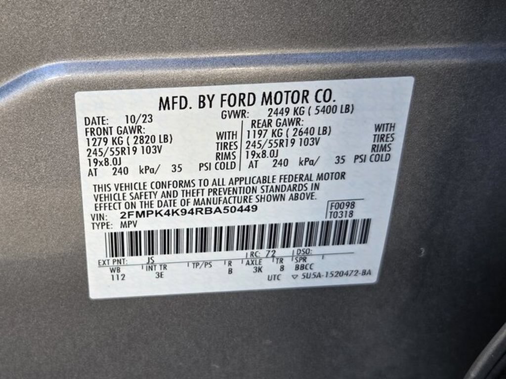 Used 2024 Ford Edge Titanium AWD/4WD image 32