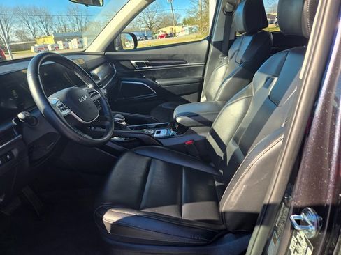 Used 2025 Kia Telluride S image 6