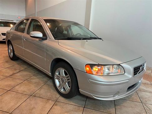 Used 2009 Volvo S60 2.5T FWD image 4
