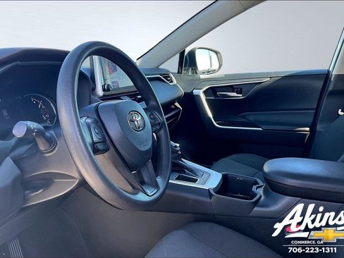 Used 2024 Toyota RAV4 XLE image 13