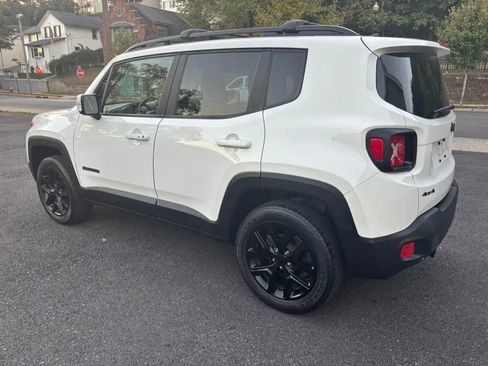 Used 2017 Jeep Renegade Altitude image 6