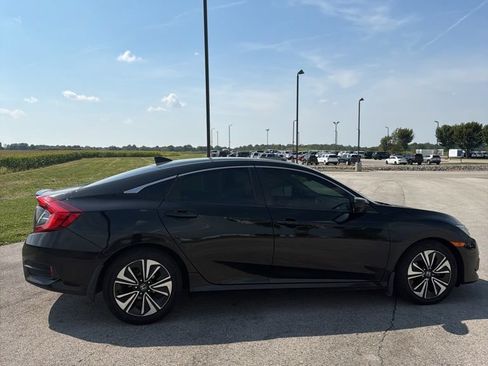 Used 2016 Honda Civic EX-L image 7