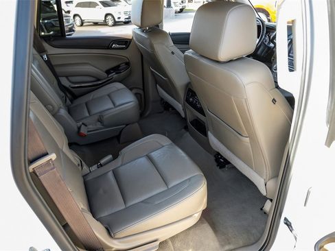 Used 2019 GMC Yukon SLT image 36
