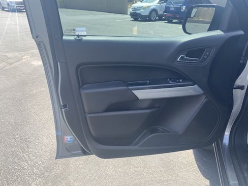 Used 2021 Chevrolet Colorado LT w/ Fleet Safety Package RWD image 7