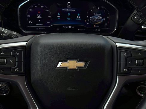 Used 2024 Chevrolet Silverado 2500 LT w/ Convenience Package AWD/4WD image 27