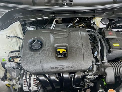 Certified 2025 Kia Soul LX image 28