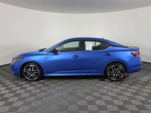 Used 2024 Nissan Sentra SR FWD image 8