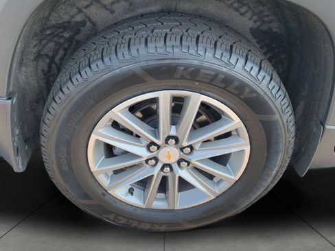 Used 2023 Chevrolet Traverse LT AWD/4WD image 27