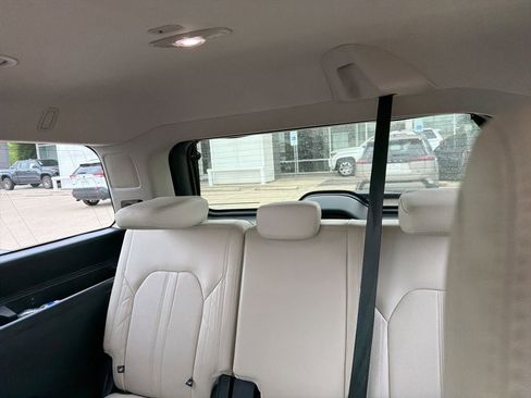 Used 2019 Ford Expedition Platinum AWD/4WD image 9