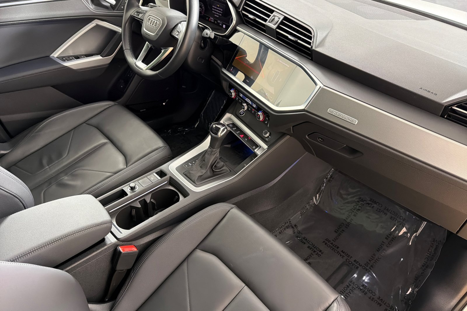 Used 2023 Audi Q3 2.0T Premium Plus w/ Premium Plus Package AWD/4WD image 14