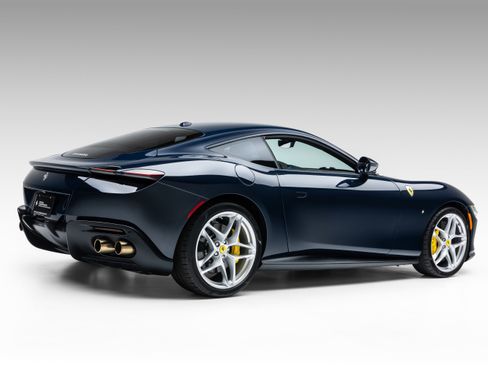 Certified 2021 Ferrari Roma Coupe image 11