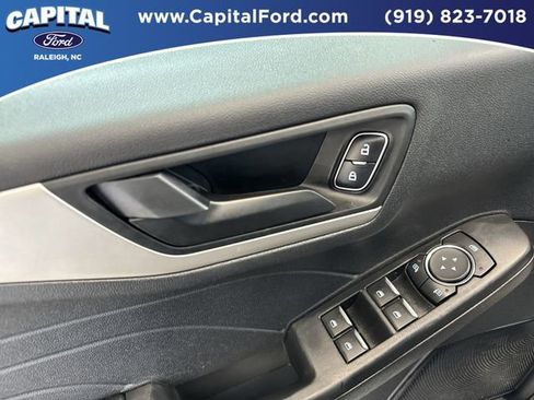 Certified 2022 Ford Escape SE w/ Convenience Package FWD image 21