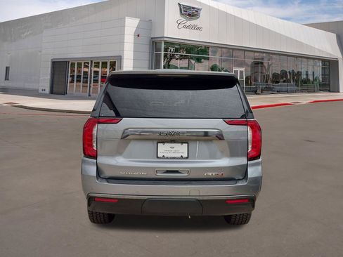 Used 2023 GMC Yukon AT4 w/ AT4 Premium Package AWD/4WD image 5