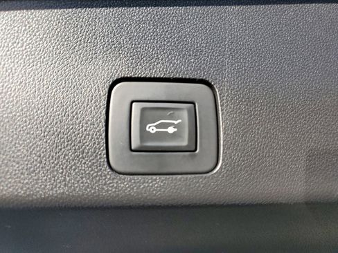 Certified 2023 Buick Encore GX Select w/ Sport Touring Package image 8