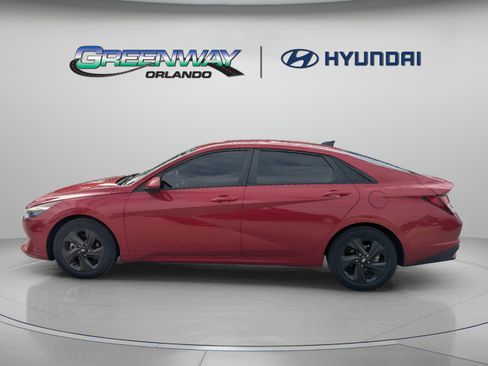Used 2023 Hyundai Elantra SEL FWD image 4