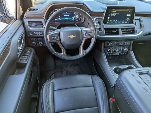 Used 2022 Chevrolet Suburban High Country w/ Premium Package 2 image 29