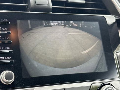 Used 2020 Honda Civic Touring image 13