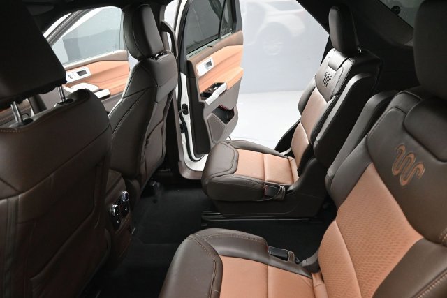 Used 2023 Ford Explorer King Ranch w/ Technology Package AWD/4WD image 19