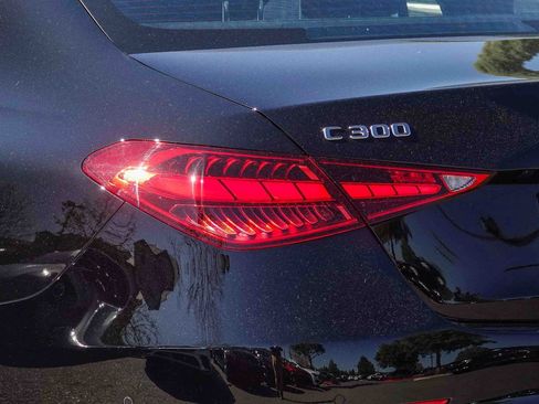 Certified 2025 Mercedes-Benz C 300 4MATIC Sedan image 8