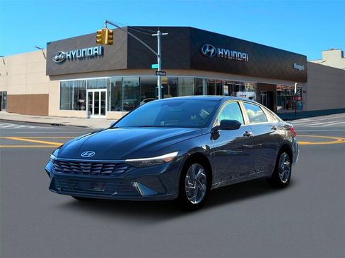New 2026 Hyundai Elantra SEL Sport Premium FWD image 1