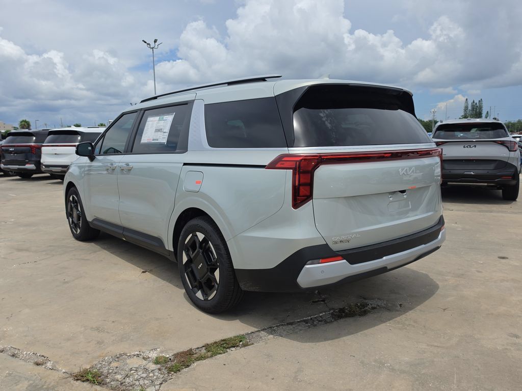 New 2026 Kia Carnival EX FWD image 6