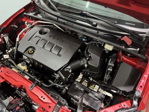 Used 2019 Toyota Corolla LE image 40