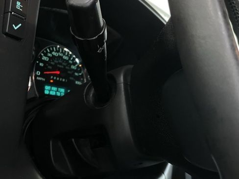 Used 2016 Chevrolet Express 2500 LS image 23