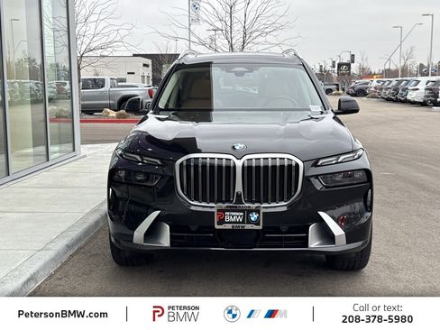 Used 2023 BMW X7 xDrive40i w/ Premium Package image 7