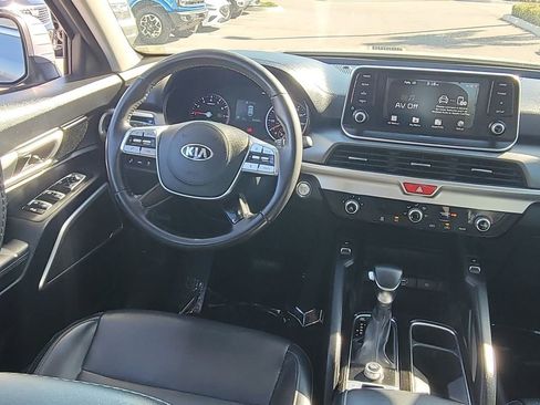 Used 2020 Kia Telluride S image 16