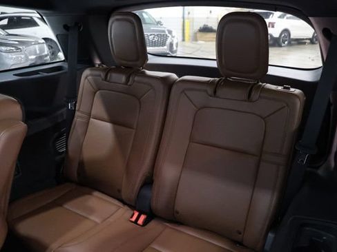 Used 2023 Lincoln Aviator Reserve w/ Equipment Group 201A AWD/4WD image 38