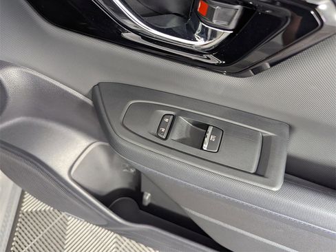 Used 2025 Subaru Forester Limited w/ Popular Package #2 image 37