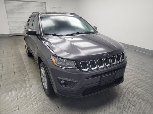 Used 2018 Jeep Compass Latitude w/ Popular Equipment Group image 13