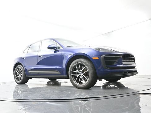 Certified 2022 Porsche Macan S AWD/4WD image 54