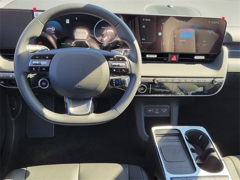 New 2026 Hyundai Ioniq 5 SEL image 4