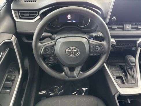 Used 2023 Toyota RAV4 XLE image 28