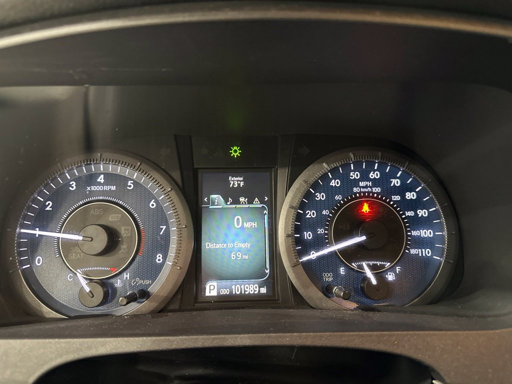 Used 2020 Toyota Sienna XLE w/ Protection Package FWD image 11