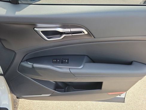 New 2026 Kia Sportage AWD Hybrid image 10