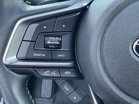 Used 2021 Subaru Forester Limited image 29