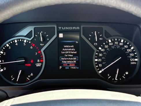 Used 2025 Toyota Tundra SR5 w/ SR5 Premium Package AWD/4WD image 12