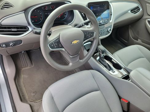 Used 2024 Chevrolet Malibu LT FWD image 13