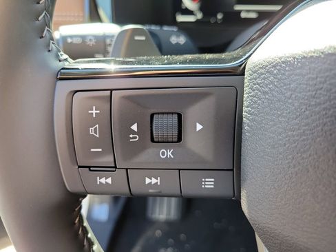 New 2026 Nissan Pathfinder Platinum image 24