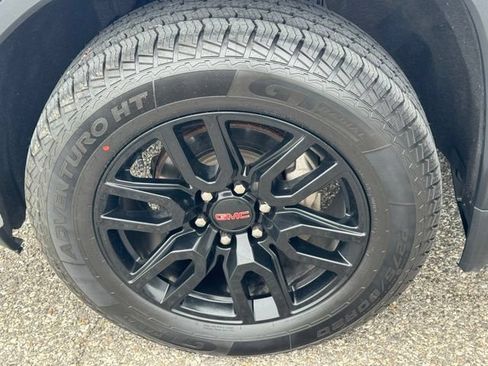 Used 2020 GMC Sierra 1500 Elevation w/ Elevation Value Package AWD/4WD image 20